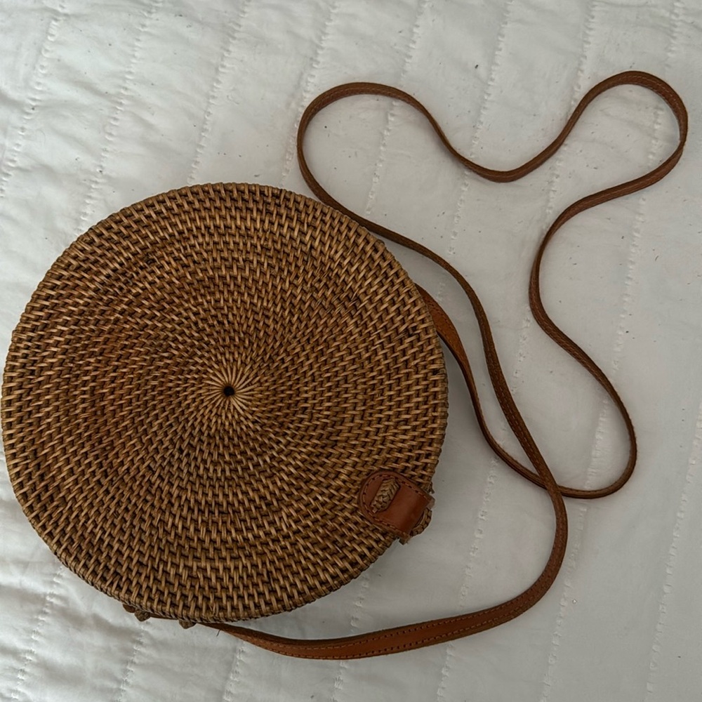 Round Rattan Bag